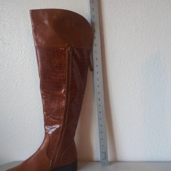 Journee collection women's size 9 brown over the knee boots - Picture 10 of 13